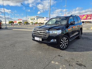 2020 Toyota Land Cruiser 200 Series Рестайлинг 2, чёрный, 12500000 рублей, вид 1