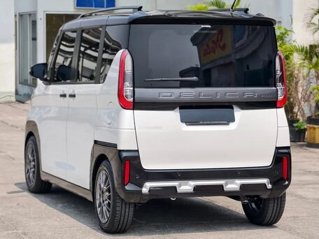 2023 Mitsubishi Delica Mini I, белый, 1230000 рублей, вид 5