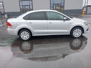 2014 Volkswagen Polo V, серебристый, 780000 рублей, вид 2
