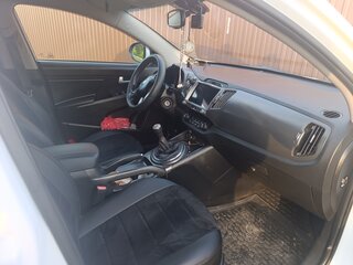2013 Kia Sportage III, белый, 1100000 рублей, вид 5