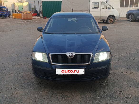 2007 Skoda Octavia II (A5), синий, 370000 рублей
