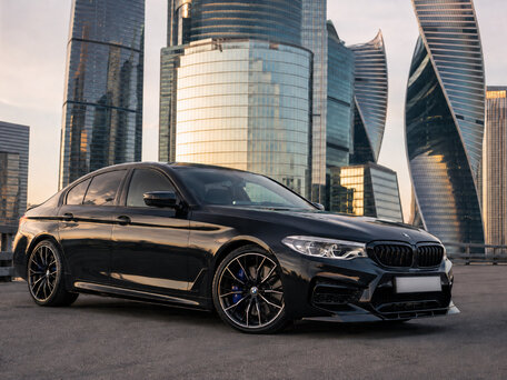 2019 BMW 5 серии 520i VII (G30/G31/G38), чёрный, 3950000 рублей, вид 1