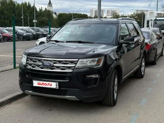 2018 Ford Explorer V Рестайлинг 2, чёрный, 2290000 рублей, вид 3
