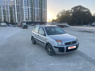 2008 Ford Fusion I Рестайлинг, серебристый, 420000 рублей, вид 3