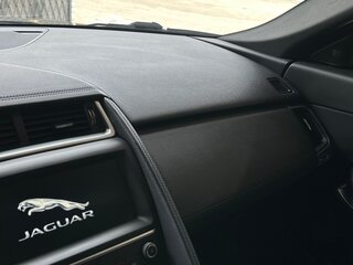 2018 Jaguar E-Pace I, чёрный, 2499000 рублей, вид 3