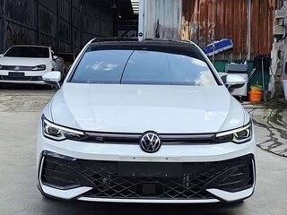 2025 Volkswagen Golf VIII Рестайлинг, белый, 2360000 рублей, вид 2