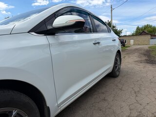 2017 Hyundai Solaris II, белый, 1226500 рублей, вид 2
