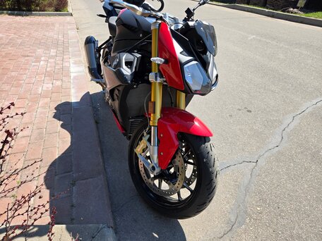 2019 BMW S 1000 R, красный, 1270000 рублей, вид 3