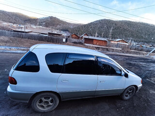 1998 Toyota Ipsum I (M10), белый, 450000 рублей, вид 3