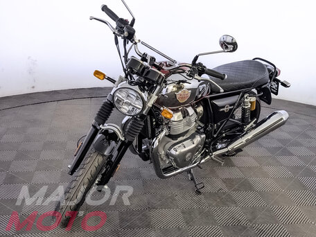 2026 Royal Enfield Interceptor, серебристый, 708000 рублей, вид 2