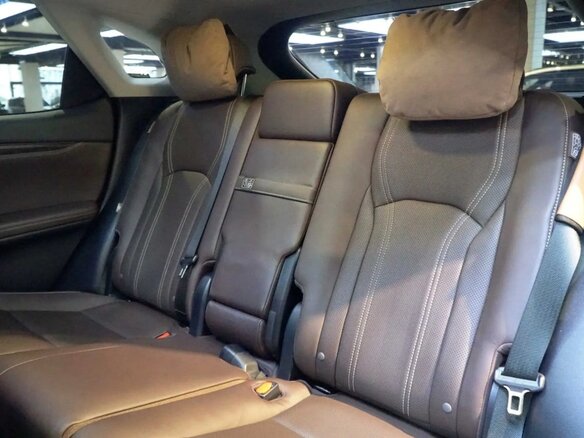 2022 Lexus RX 300 IV Рестайлинг, серебристый, 6100000 рублей - вид 7