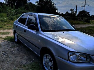 2007 Hyundai Accent ТагАЗ II, серебристый, 400000 рублей, вид 1