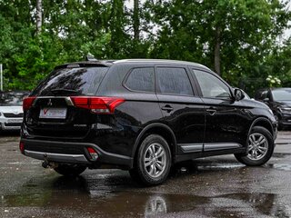 2018 Mitsubishi Outlander III Рестайлинг 2, чёрный, 1893000 рублей, вид 2