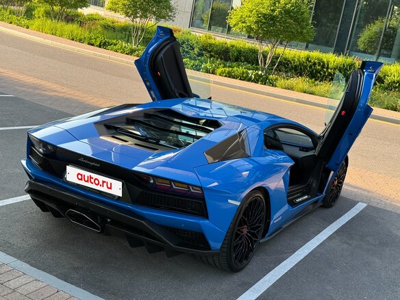 2017 Lamborghini Aventador I Рестайлинг, синий, 29250000 рублей - вид 8