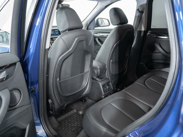 2021 BMW X1 18i sDrive II (F48) Рестайлинг, синий, 2490000 рублей - вид 10