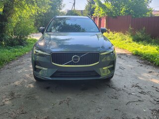 2022 Volvo XC60 II Рестайлинг, серый, 4200000 рублей, вид 2