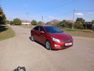 2015 Hyundai Solaris I Рестайлинг, красный, 899000 рублей, вид 4
