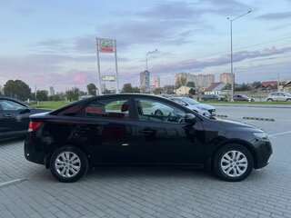 2010 Kia Cerato 6-speed II, чёрный, 750000 рублей, вид 4