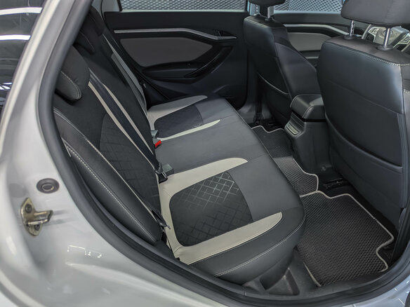 2018 Lada (ВАЗ) Vesta SW Cross I, белый, 999000 рублей - вид 12