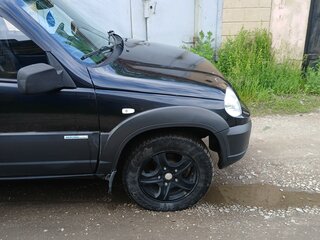 2011 Chevrolet Niva I Рестайлинг, чёрный, 550000 рублей, вид 4