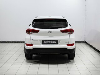 2018 Hyundai Tucson III, белый, 2149000 рублей, вид 4