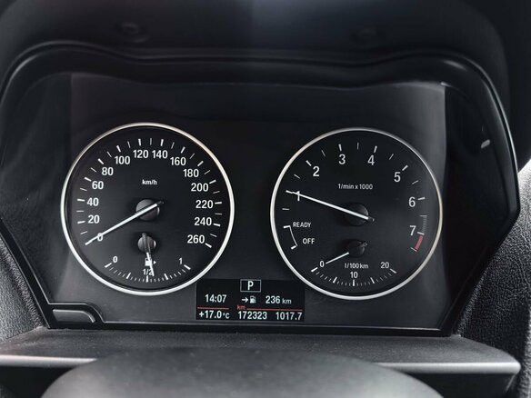2017 BMW 1 серии 118i II (F20/F21) Рестайлинг, чёрный, 1649000 рублей - вид 7