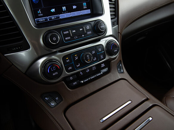 2015 Chevrolet Tahoe IV, чёрный, 2999000 рублей - вид 25