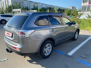 2012 Mitsubishi Outlander III, серый, 1699000 рублей, вид 4
