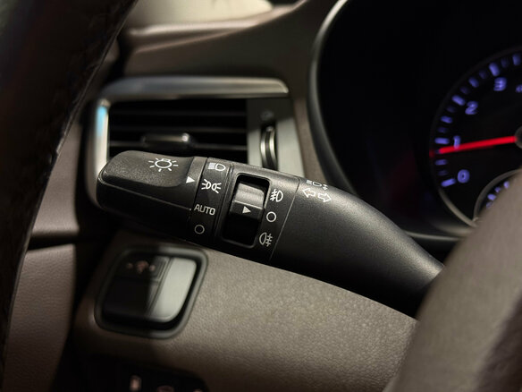 2018 Kia Optima IV Рестайлинг, белый, 1935000 рублей - вид 18