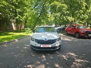 2018 Skoda Octavia III (A7) Рестайлинг, белый, 690000 рублей, вид 2