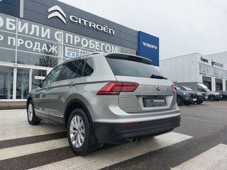 2018 Volkswagen Tiguan II, бежевый, 2580000 рублей, вид 5