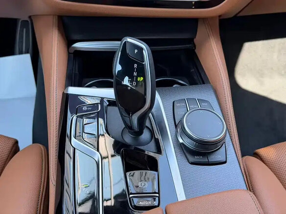 2023 BMW 5 серии 525Li VII (G30/G31/G38) Рестайлинг, чёрный - вид 7