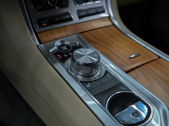 2014 Jaguar XF I Рестайлинг, белый, 1350000 рублей - вид 30