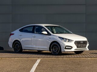 2019 Hyundai Solaris II, белый, 1255000 рублей, вид 3