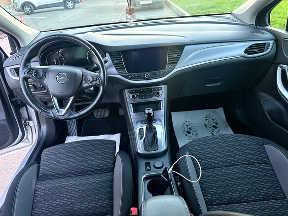 2021 Opel Astra K Рестайлинг, серебристый, 1535000 рублей - вид 8
