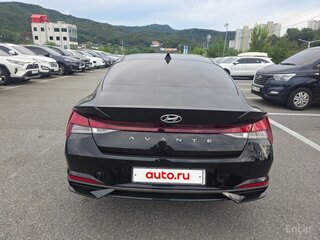 2022 Hyundai Avante VII, чёрный, 1880000 рублей, вид 5