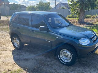 2015 Chevrolet Niva I Рестайлинг, зелёный, 700000 рублей, вид 5