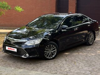 2015 Toyota Camry VII (XV50) Рестайлинг, чёрный, 1840000 рублей, вид 1