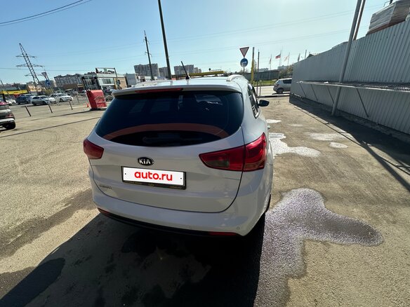 2013 Kia Ceed II, белый, 1070000 рублей - вид 9