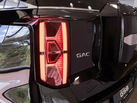 2026 GAC GS8 Traveller II, чёрный - вид 6