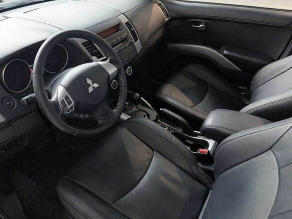 2012 Mitsubishi Outlander II Рестайлинг, серебристый, 749000 рублей - вид 7