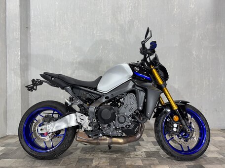 2022 Yamaha MT-09 (FZ-09), серый, 1059000 рублей, вид 1