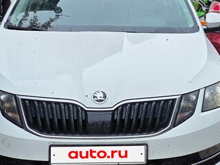 2017 Skoda Octavia III (A7), белый, 1690000 рублей, вид 1