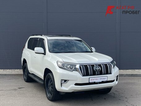 2019 Toyota Land Cruiser Prado 150 Series Рестайлинг 2, белый, 3955000 рублей, вид 3