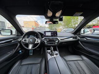 2020 BMW 5 серии 530i VII (G30/G31/G38) Рестайлинг, белый, 4990000 рублей, вид 4