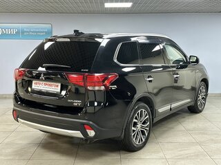 2018 Mitsubishi Outlander III Рестайлинг 2, чёрный, 2140000 рублей, вид 5