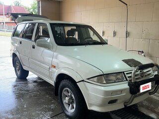 1997 SsangYong Musso I, белый, 450000 рублей, вид 2