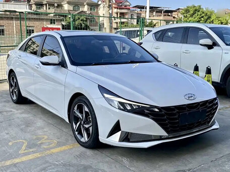 2022 Hyundai Elantra VII (CN7), белый, 1250000 рублей, вид 3