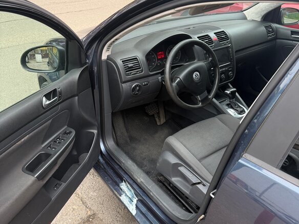 2007 Volkswagen Golf V, серый - вид 3