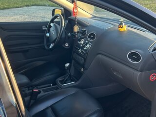 2005 Ford Focus II, чёрный, 390000 рублей, вид 5